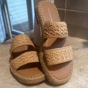 American Eagle Outfitters Like New Tan Braided Double-Strap Slide Sandals 7